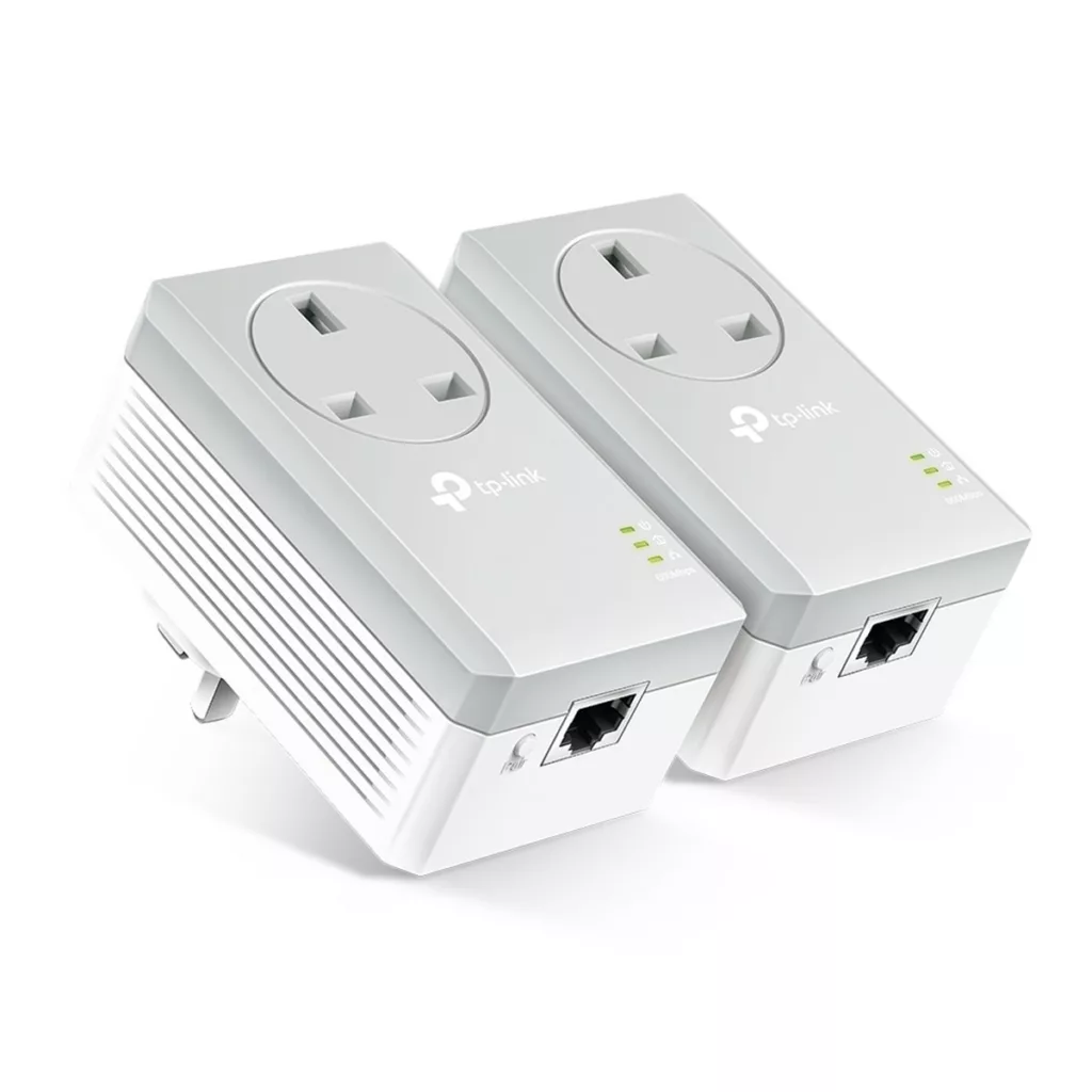 TP-Link TL-PA4010P KIT AV600 Passthrough Powerline Adapter Starter Kit Extend Wired Internet via Electrical Outlets - Image 2