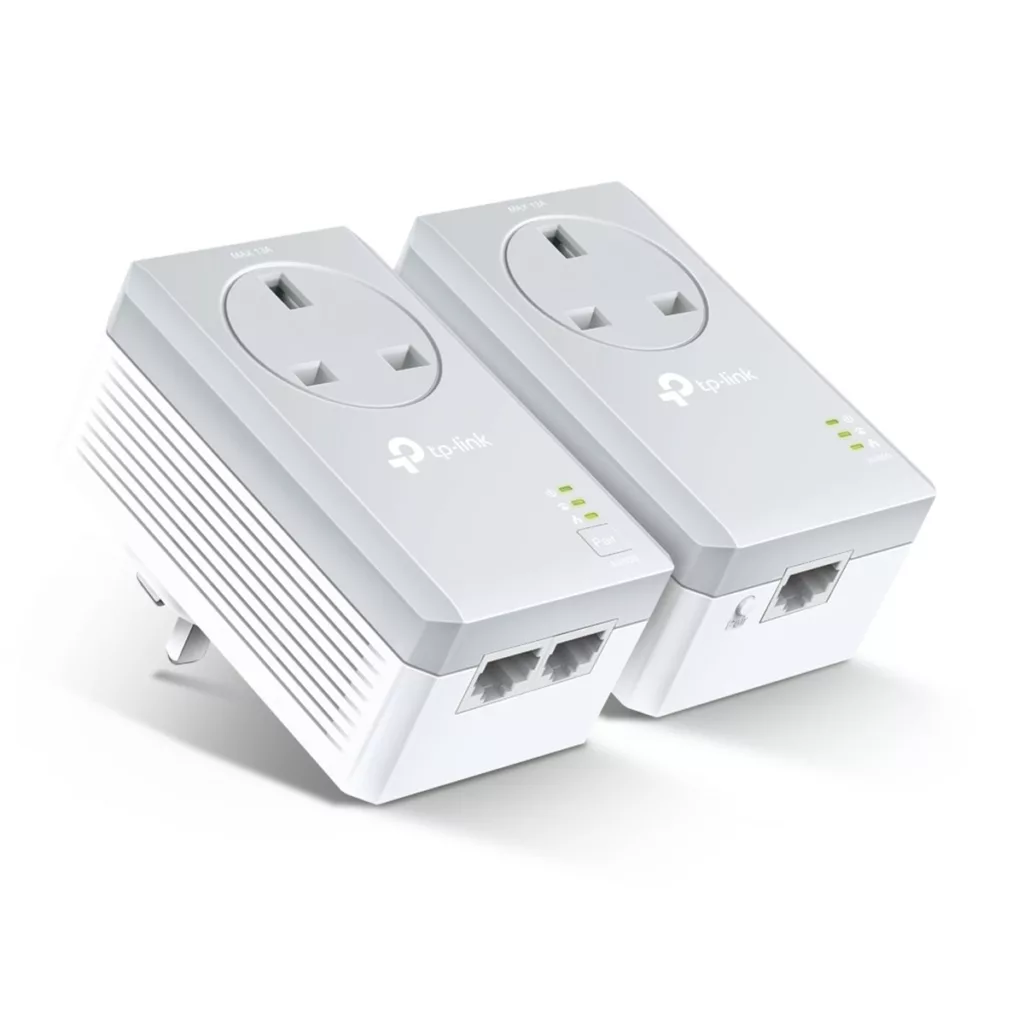TP-Link TL-PA4022P KIT Passthrough Powerline 600 Starter Kit - Image 2
